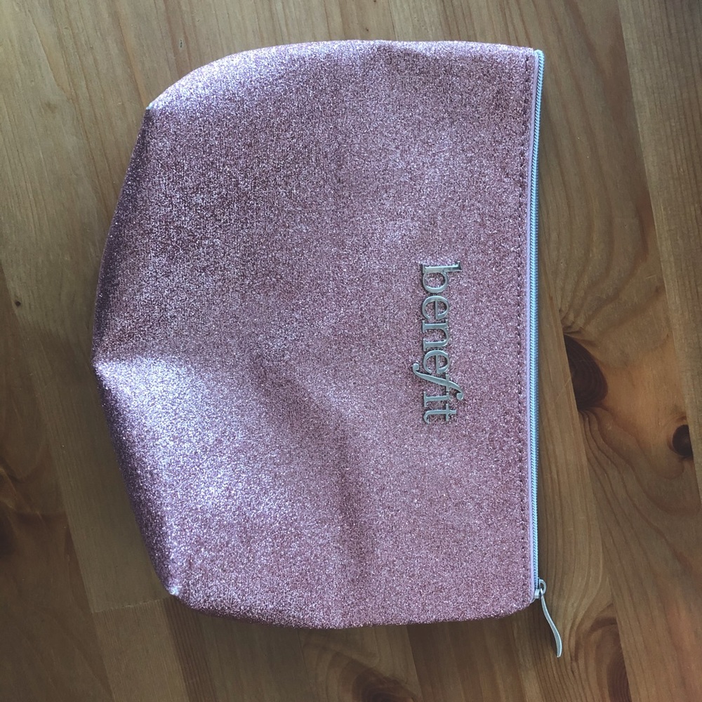 CUTE!! Super sparkly cosmetics bag 🤩